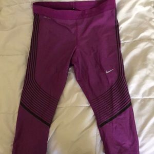 Nike purple Dri-fit crop leggings